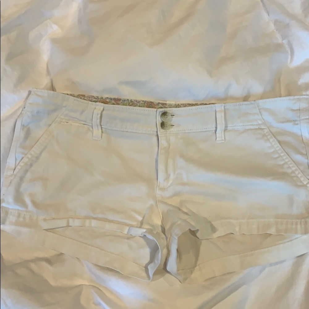 White American Eagle Shorts